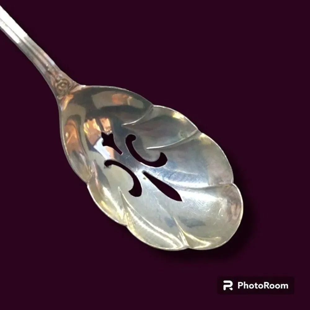 WM Rogers Grand Elegance Large Sugar Sifter-Silverplate-Scalloped Bowl-Floral-MC